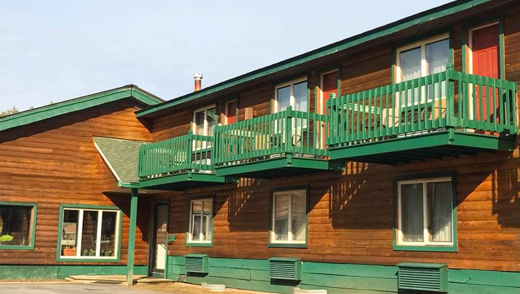 Lodge Adirondack