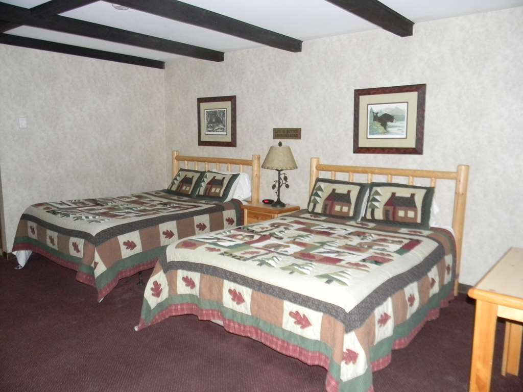 Adirondack Lodge