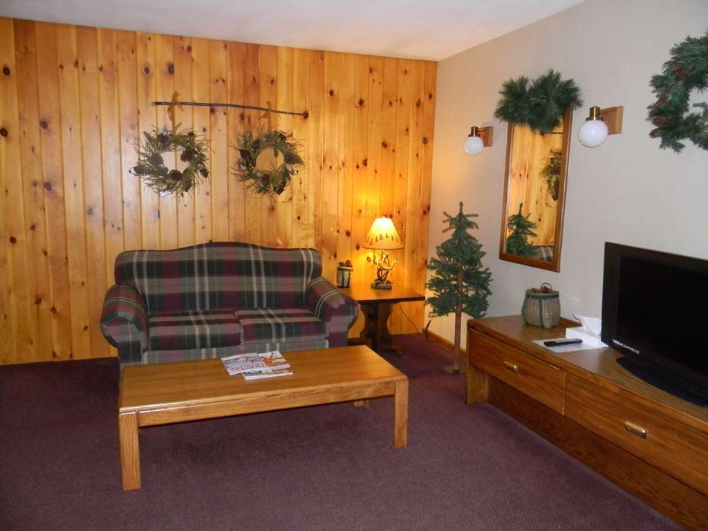 Adirondack Lodge