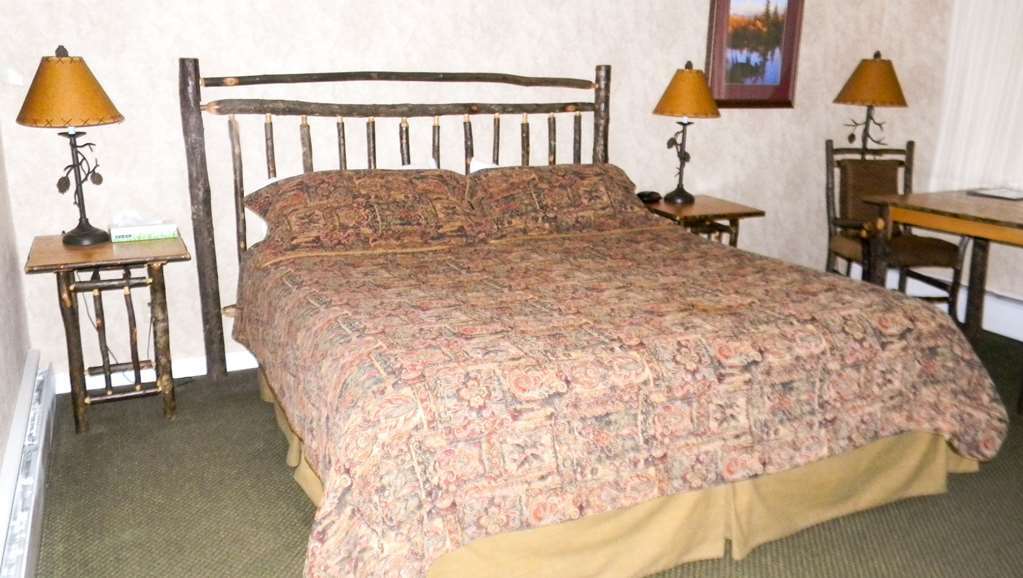 Adirondack Lodge